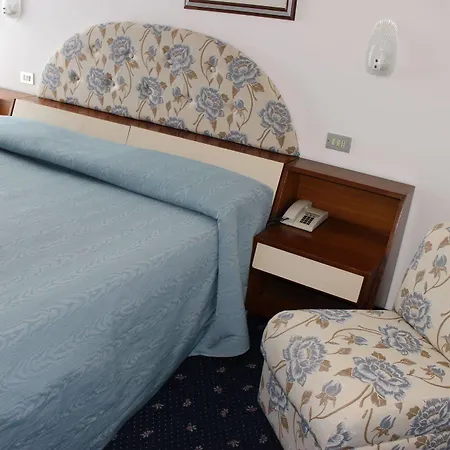 Hotel Pinolo 3*