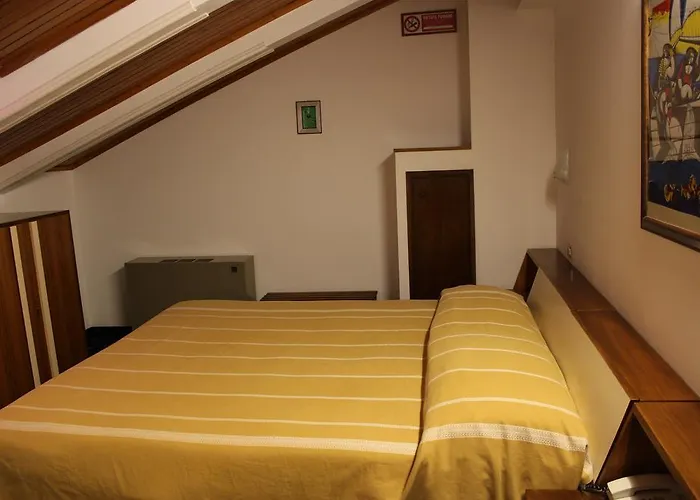 Hotel Pinolo Gubbio